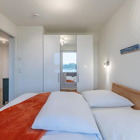 Ferienwohnung "Halligstork" Direkt Am Nordseedeich Mit Blick Auf Den See Nordstrand Exterior foto